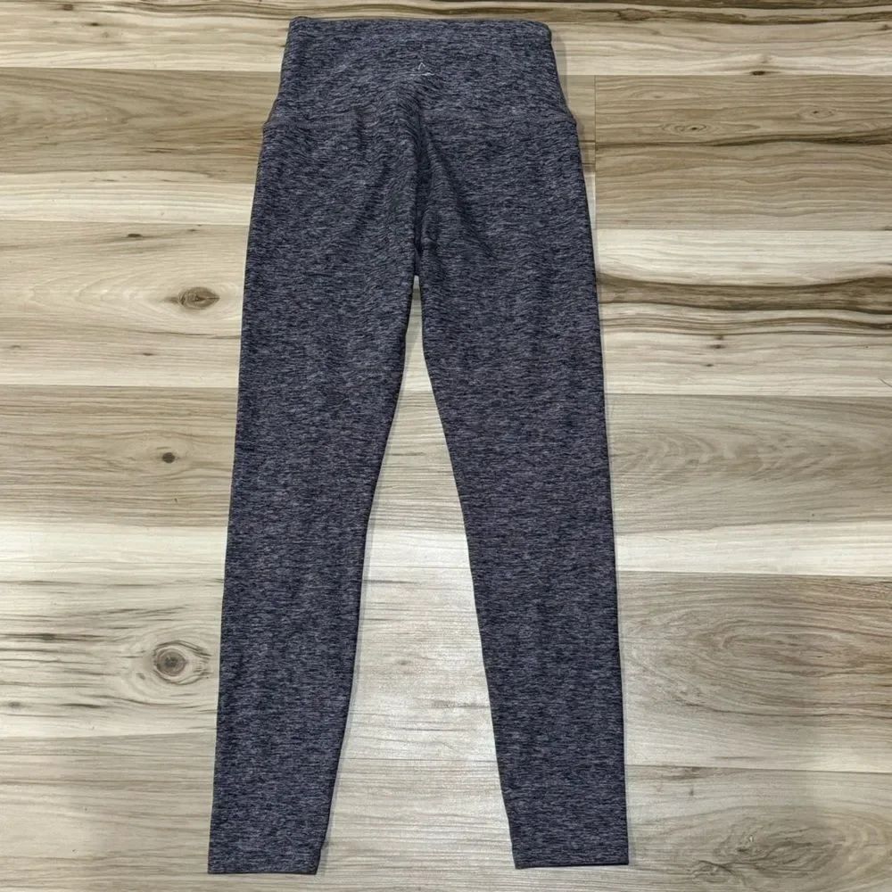 Beyond Yoga Multicolor Cropped Leggings Women’s Small